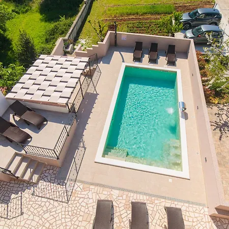 Apartament Pipo