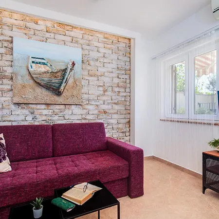 Διαμέρισμα Pipo *